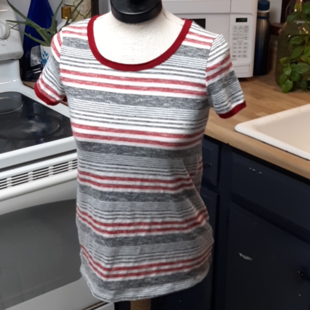 Womens striped Tee Tshirt top PURPLE SNOW Med Large Multi Color Crew